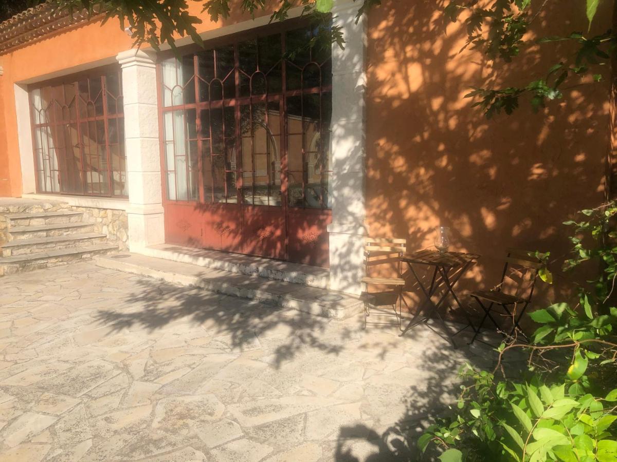 Le Pool House - Private Jacuzzi - Mas Des Sous Bois Hotel Ventabren Bagian luar foto