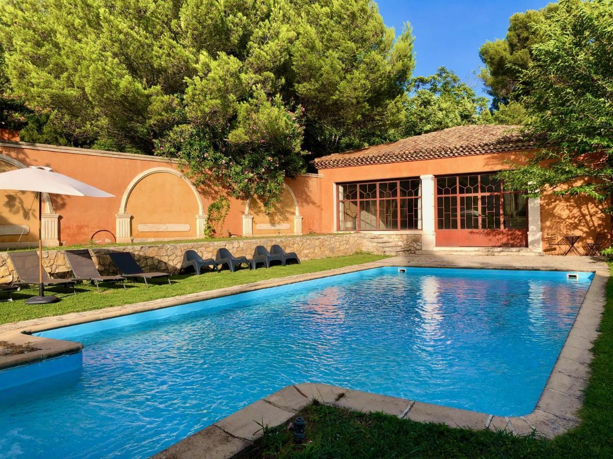 Le Pool House - Private Jacuzzi - Mas Des Sous Bois Hotel Ventabren Bagian luar foto